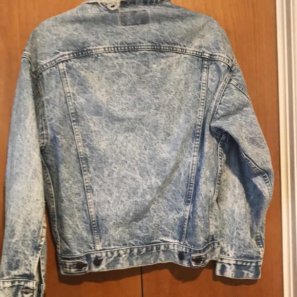 Vintage 89,s 90,s Levi's jean jacket - Picture 5 of 16